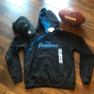 Women’s Carolina Panthers NFL hoodie and hat